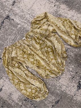 Off-Shoulder Snake Print Blouse in Olive and Cream